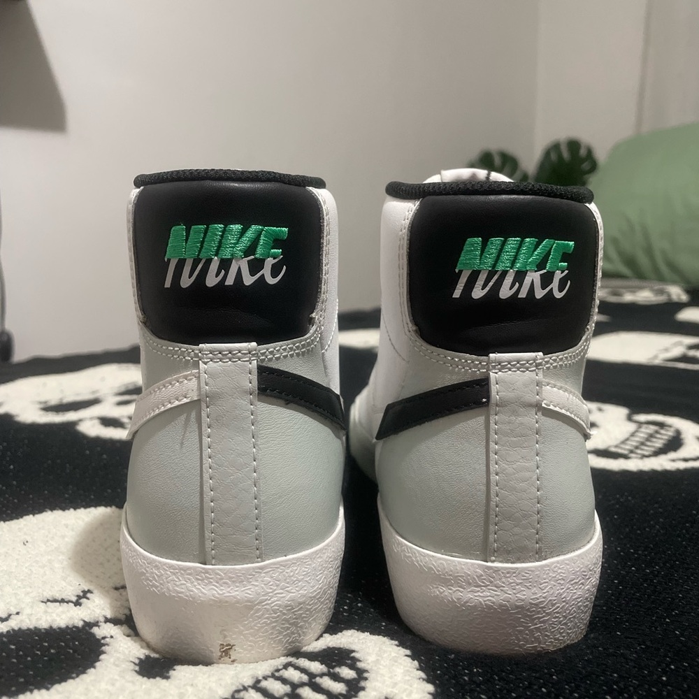 Nike Blazer Mid 77 - Picture 9 of 10